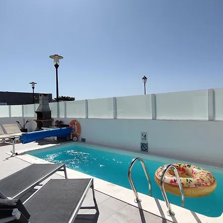 Villa La Asomada, *